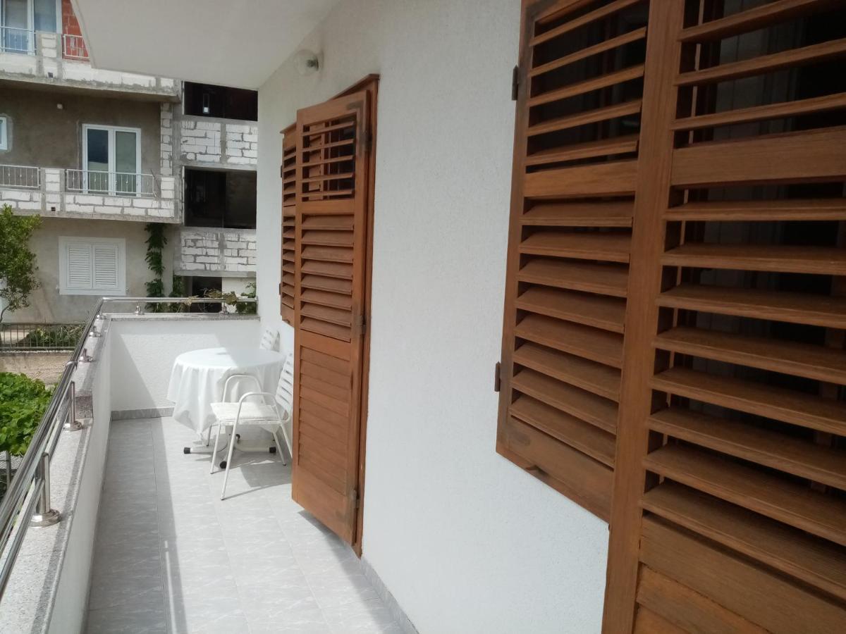Apartments Iva Baska Voda Exterior photo